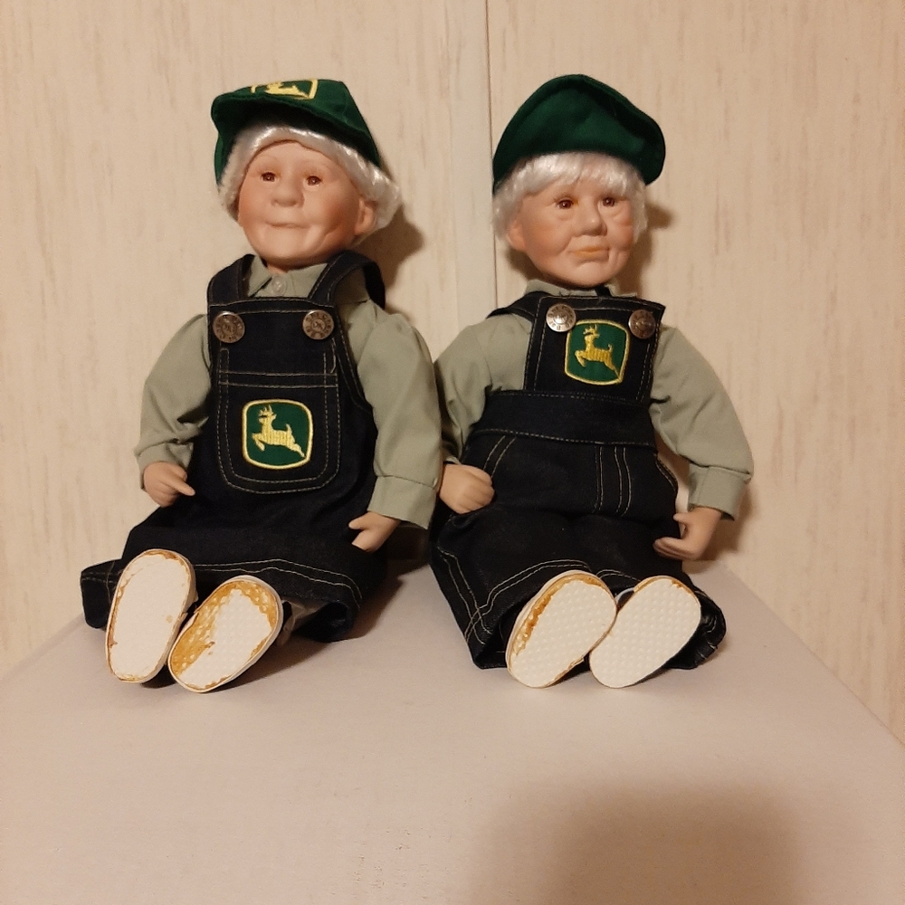 JOHN DEER DOLLS WITH A JOHN DEER PURSE!